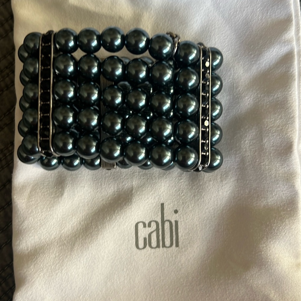 Cabi black Pearl heritage bracelet